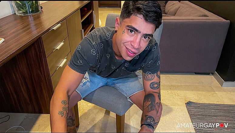 Spanish Lesson Turns Kinky – Cain Gomez