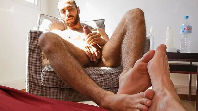 Fostter Riviera – Big Dick Solo Jerkoff Session